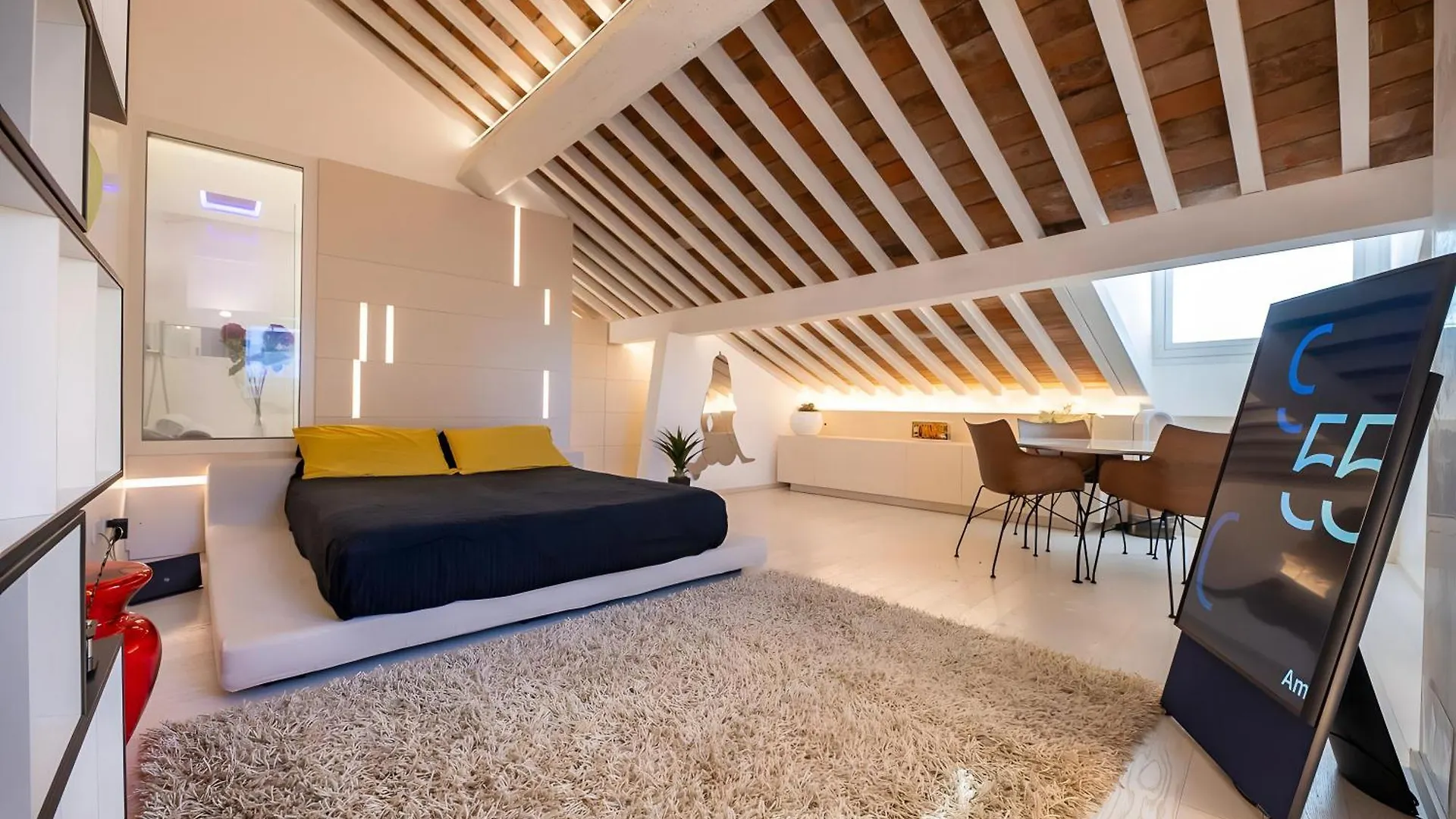 Luxury Rooftop Piazza Erbe Werona Apartament